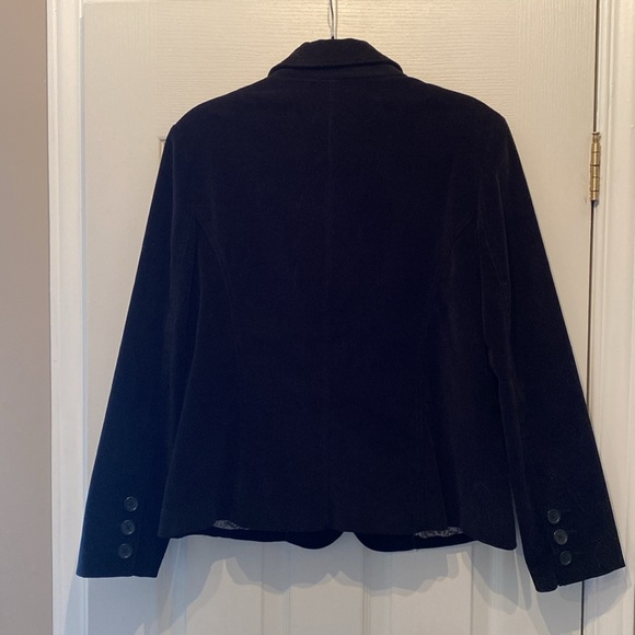 Lady Hathaway Design Black fine corduroy blazer. - Picture 2 of 4